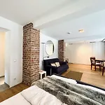 Cosy Castle Appartment Nuernberg - Charmanter Souterrain Altbau