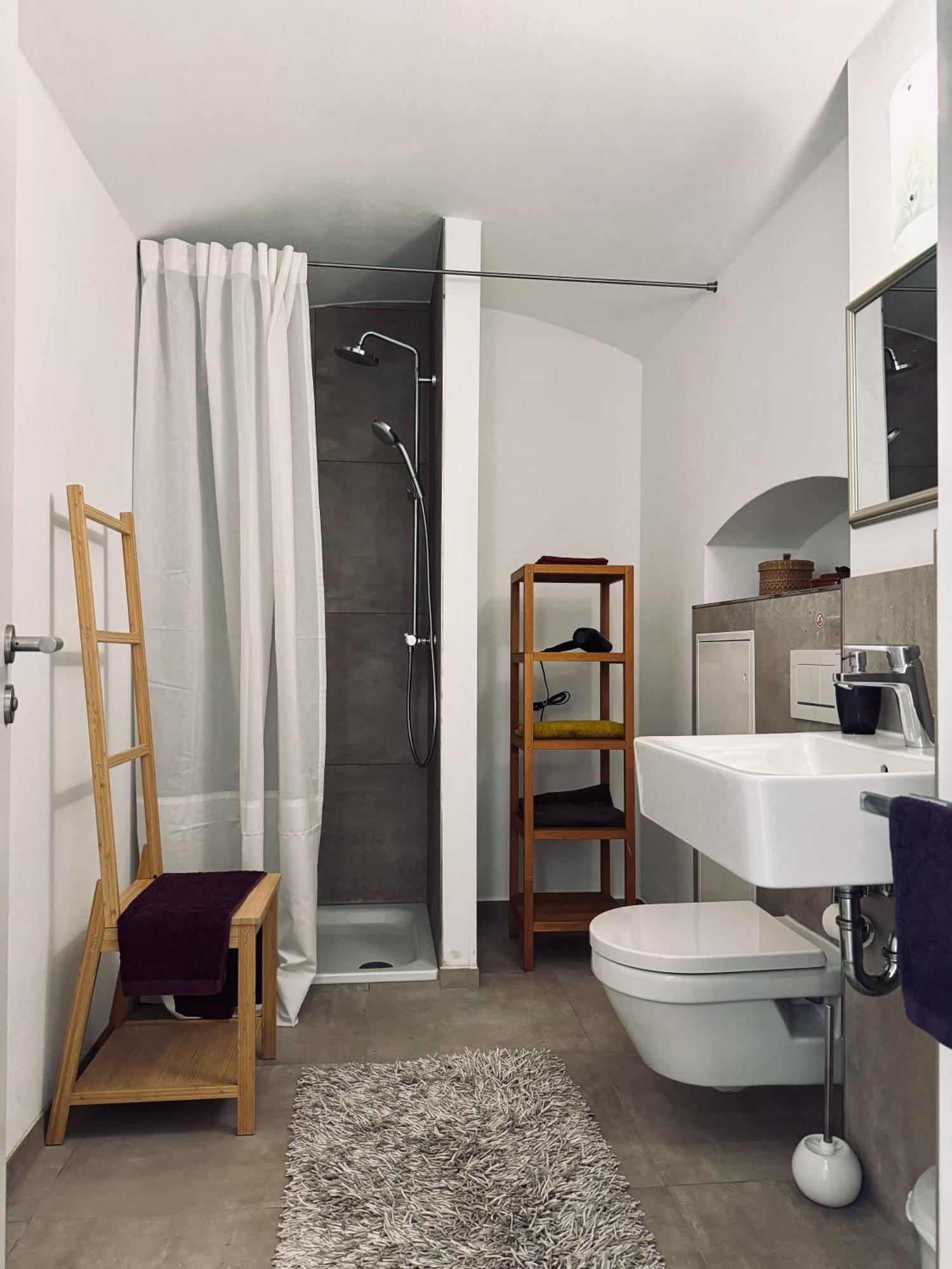 Apartment Cosy Castle - Charmanter Souterrain Altbau Nürnberg